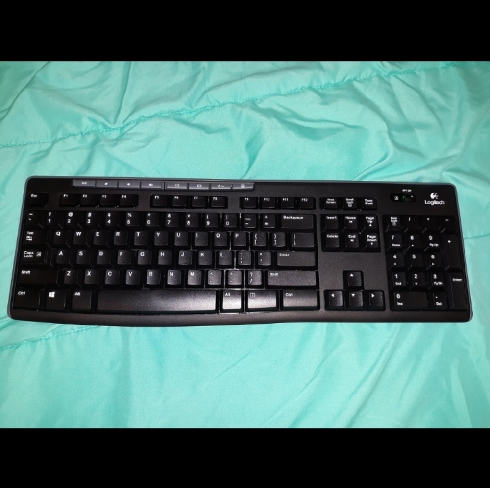 Keyboard, mouse, and flash drive